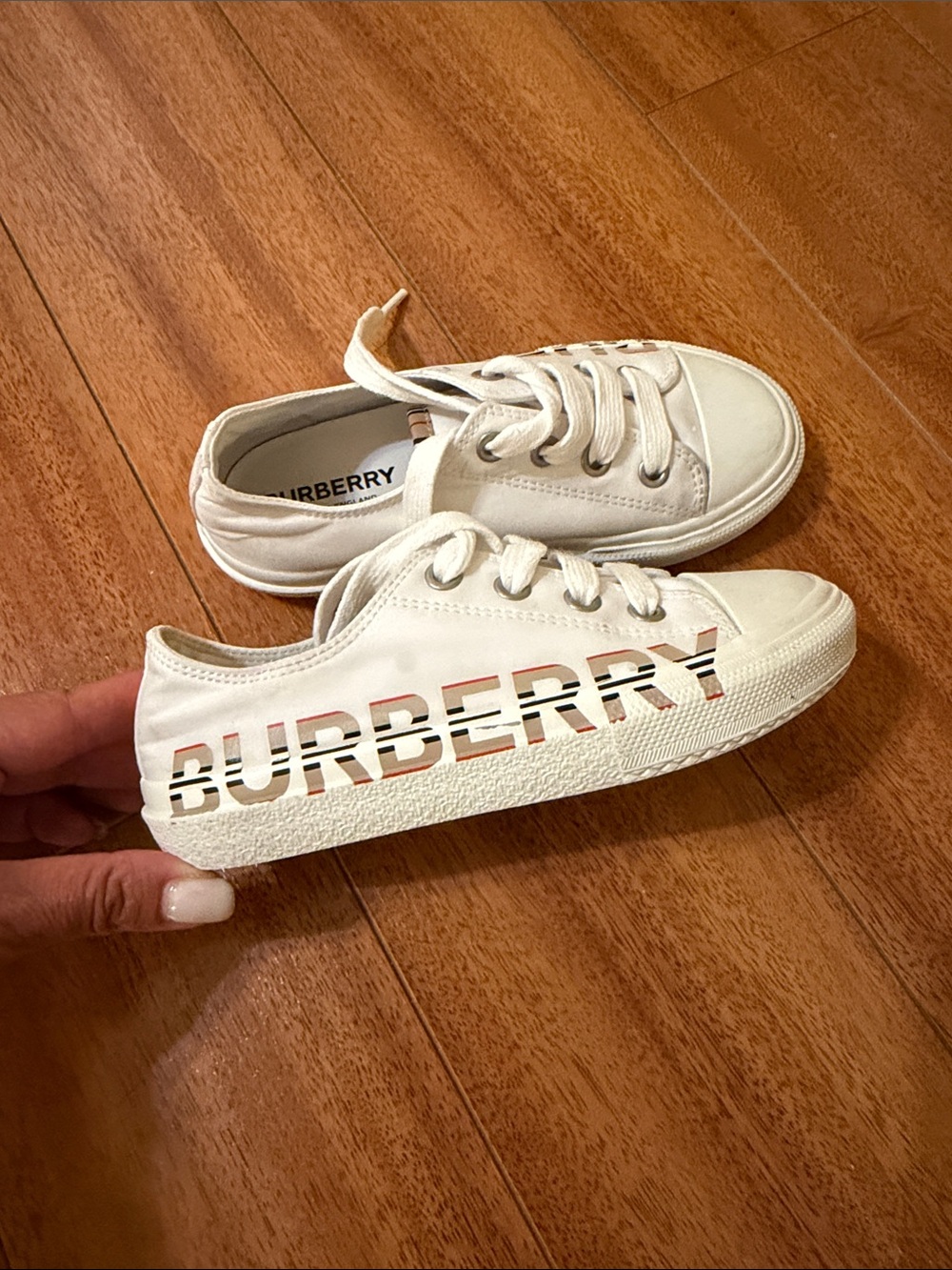 Burberry White Canvas Kids Logo Sneakers